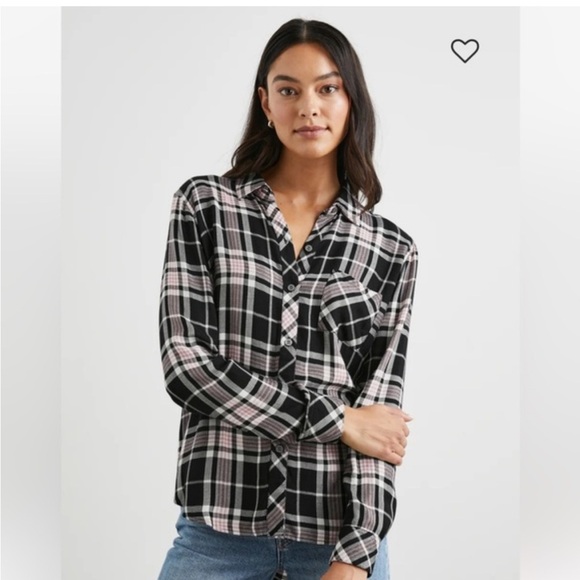 Rails Tops - Rails Hunter Button Up Shirt in Onyx Rose Gold Plaid Women’s Medium